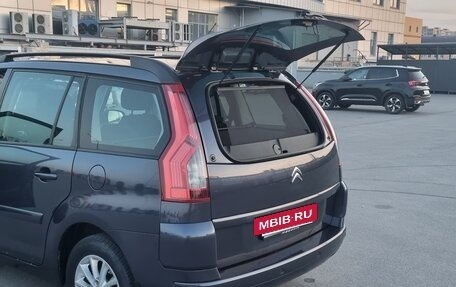 Citroen C4 Picasso II рестайлинг, 2010 год, 750 000 рублей, 9 фотография