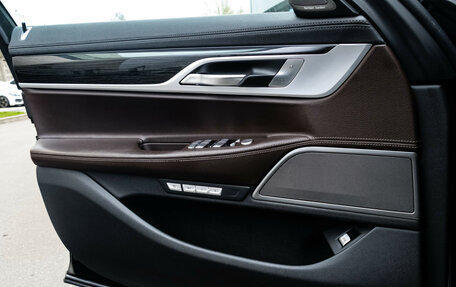 BMW 7 серия, 2018 год, 3 399 000 рублей, 21 фотография