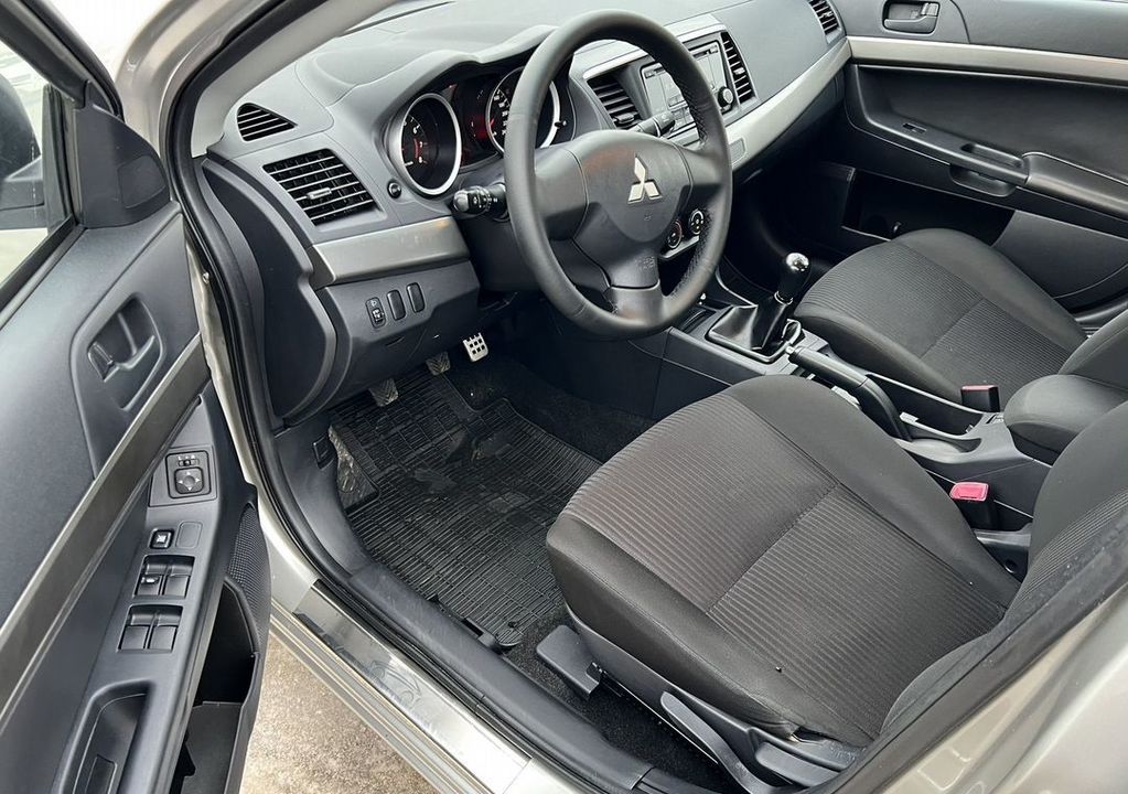 Mitsubishi Lancer X рестайлинг, 2013 год, 855 000 рублей, 11 фотография