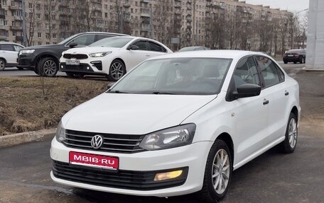 Volkswagen Polo VI (EU Market), 2017 год, 900 000 рублей, 1 фотография