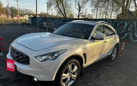 Infiniti FX II, 2009 год, 1 670 000 рублей, 2 фотография