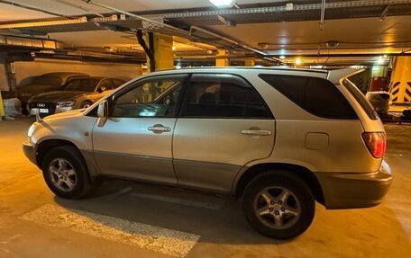 Toyota Harrier, 1999 год, 750 000 рублей, 4 фотография