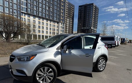 Buick Encore I, 2018 год, 1 700 000 рублей, 4 фотография