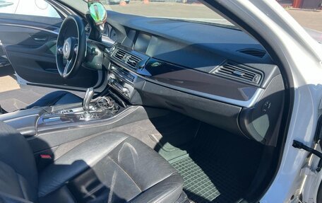 BMW 5 серия, 2011 год, 1 860 000 рублей, 8 фотография