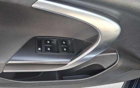Opel Insignia II рестайлинг, 2012 год, 950 000 рублей, 9 фотография