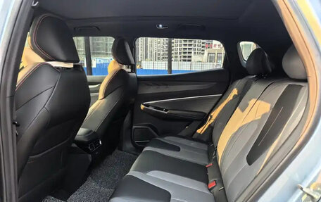 Geely Atlas, 2023 год, 1 800 850 рублей, 9 фотография