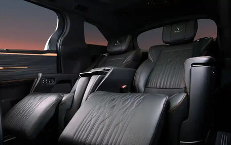 Toyota Sienna, 2024 год, 5 600 005 рублей, 12 фотография