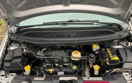 Dodge Caravan IV, 2003 год, 750 000 рублей, 3 фотография