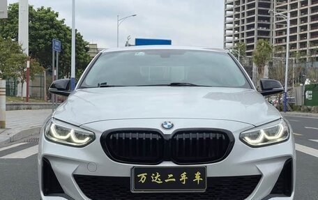 BMW 1 серия, 2022 год, 1 651 000 рублей, 3 фотография