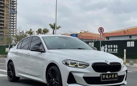 BMW 1 серия, 2022 год, 1 651 000 рублей, 2 фотография