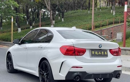 BMW 1 серия, 2022 год, 1 651 000 рублей, 5 фотография