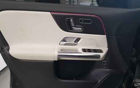 Mercedes-Benz GLA, 2021 год, 3 250 000 рублей, 17 фотография