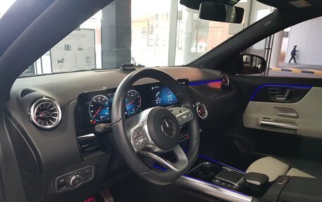 Mercedes-Benz GLA, 2021 год, 3 250 000 рублей, 16 фотография