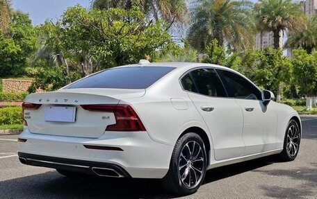 Volvo S60 III, 2021 год, 2 472 000 рублей, 5 фотография