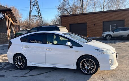 Toyota Prius, 2011 год, 1 200 000 рублей, 6 фотография