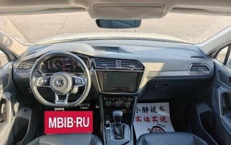 Volkswagen Tiguan II, 2021 год, 2 680 000 рублей, 7 фотография