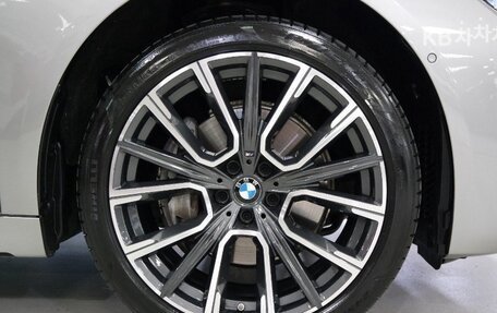 BMW 7 серия, 2021 год, 5 700 000 рублей, 11 фотография