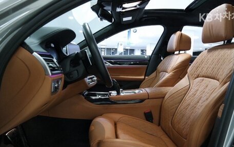 BMW 7 серия, 2021 год, 5 700 000 рублей, 17 фотография