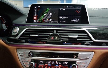 BMW 7 серия, 2021 год, 5 700 000 рублей, 20 фотография