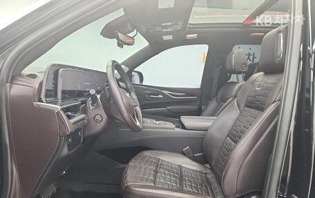Cadillac Escalade V, 2023 год, 16 000 000 рублей, 11 фотография