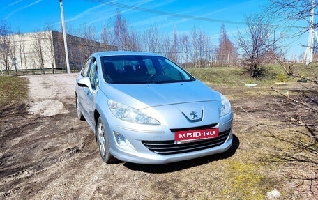 Peugeot 408 I рестайлинг, 2013 год, 550 000 рублей, 1 фотография