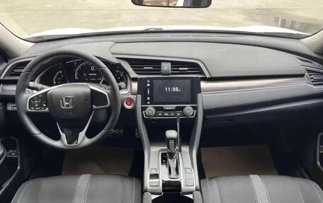 Honda Civic IX, 2021 год, 1 500 000 рублей, 5 фотография