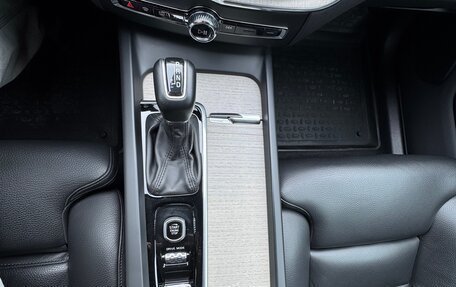 Volvo XC60 II, 2021 год, 4 200 000 рублей, 15 фотография
