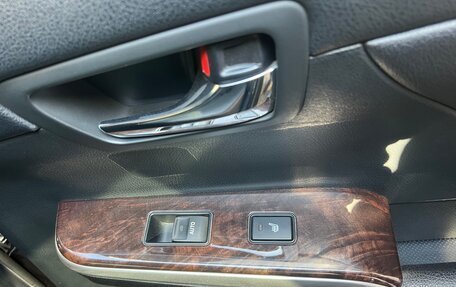 Toyota Camry, 2016 год, 2 250 000 рублей, 8 фотография