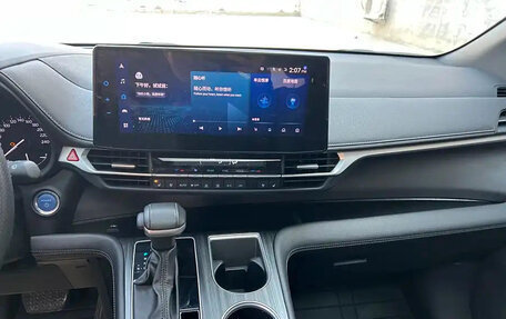 Toyota Sienna, 2022 год, 3 910 000 рублей, 18 фотография