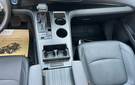 Toyota Sienna, 2022 год, 3 910 000 рублей, 17 фотография