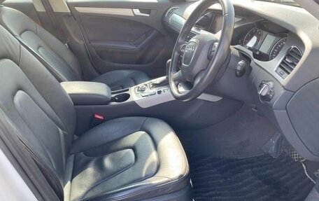 Audi A4, 2010 год, 1 100 001 рублей, 35 фотография