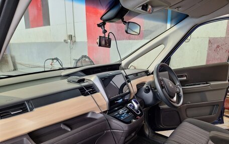 Honda Freed II, 2018 год, 1 670 000 рублей, 6 фотография