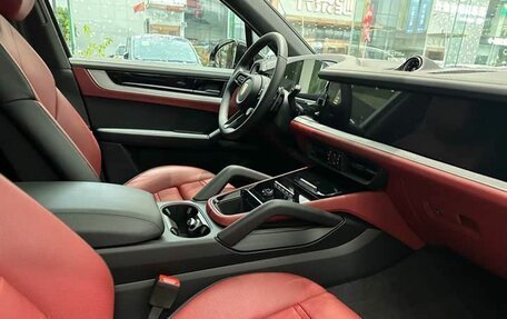 Porsche Cayenne III, 2025 год, 16 900 000 рублей, 2 фотография