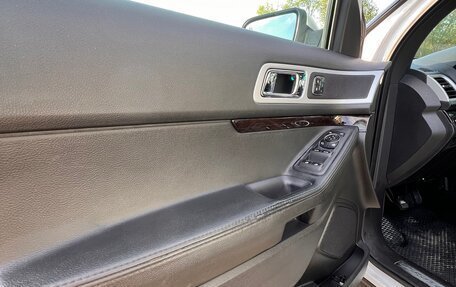 Ford Explorer VI, 2012 год, 1 999 000 рублей, 8 фотография