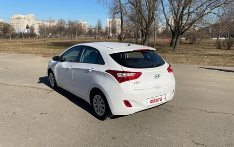 Hyundai i30 II рестайлинг, 2015 год, 900 000 рублей, 5 фотография