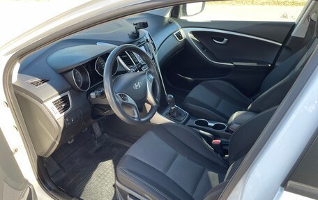 Hyundai i30 II рестайлинг, 2015 год, 900 000 рублей, 9 фотография