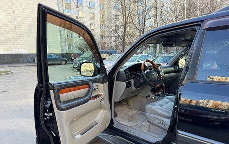 Lexus LX II, 2004 год, 16 фотография