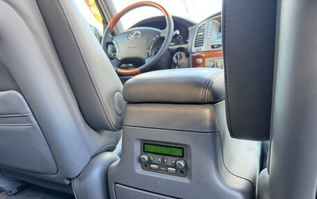 Lexus LX II, 2004 год, 23 фотография