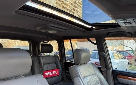 Lexus LX II, 2004 год, 22 фотография