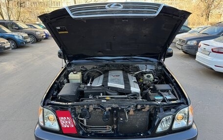 Lexus LX II, 2004 год, 20 фотография