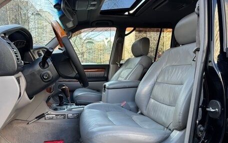 Lexus LX II, 2004 год, 26 фотография