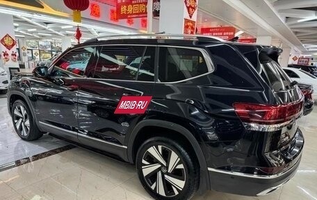 Volkswagen Teramont I, 2021 год, 3 800 000 рублей, 2 фотография