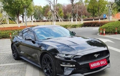 Ford Mustang VI рестайлинг, 2021 год, 2 920 000 рублей, 3 фотография