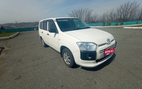Toyota Probox I, 2015 год, 930 000 рублей, 2 фотография
