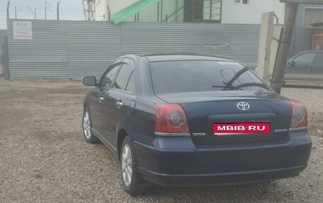 Toyota Avensis III рестайлинг, 2006 год, 750 000 рублей, 1 фотография