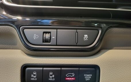 KIA Carnival, 2023 год, 11 490 000 рублей, 26 фотография
