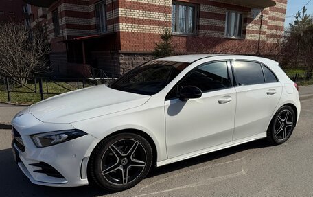 Mercedes-Benz A-Класс, 2018 год, 2 500 000 рублей, 2 фотография