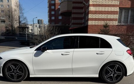 Mercedes-Benz A-Класс, 2018 год, 2 500 000 рублей, 3 фотография