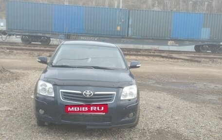 Toyota Avensis III рестайлинг, 2006 год, 750 000 рублей, 5 фотография