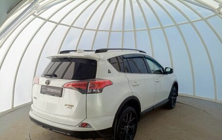 Toyota RAV4, 2019 год, 2 600 000 рублей, 6 фотография